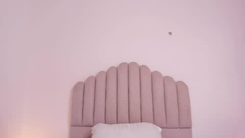 Snapshot of valery_santorini chatting on June 3, 2026, 12:08 pm VALERY online show from June 3, 2026, 12:08 pm