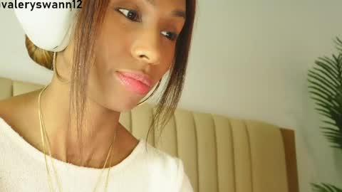 Valery swan1 online show from April 13, 2026, 12:43 pm