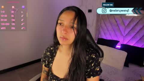 Val online show from January 8, 2026, 11:45 am