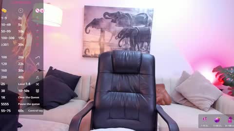 Snapshot of valerywalker7 chatting on February 17, 2025, 1:47 am Valery Walker online show from February 17, 2025, 1:47 am