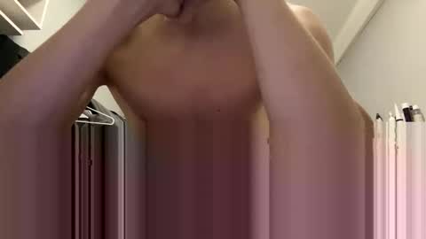 Snapshot of valesios chatting on September 25, 2025, 7:28 pm valesios online show from September 25, 2025, 7:28 pm