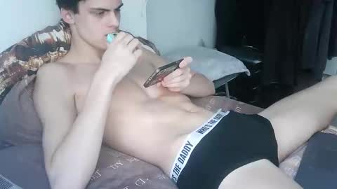 Snapshot of valesios chatting on October 7, 2025, 7:05 am valesios online show from October 7, 2025, 7:05 am