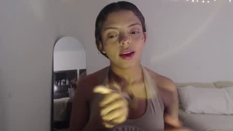 VALIENTE  online show from February 23, 2026, 1:25 am