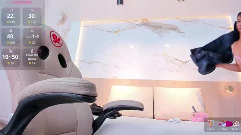 Snapshot of valirya_devote chatting on September 17, 2025, 3:30 am VALIRYA online show from September 17, 2025, 3:30 am