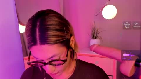 valka_doll online show from June 21, 2026, 1:24 pm