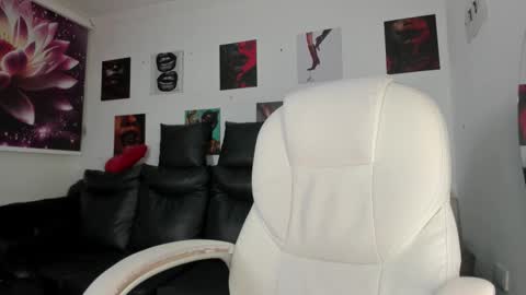 Snapshot of valkyria12 chatting on March 15, 2026, 10:05 pm Valkyria online show from March 15, 2026, 10:05 pm