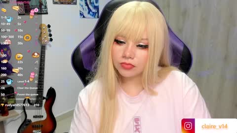 Snapshot of valkyrie_claire chatting on December 5, 2024, 5:48 am Valkyrie claire online show from December 5, 2024, 5:48 am