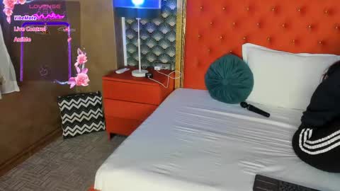 Snapshot of valleriejonnes chatting on February 27, 2025, 7:55 am Valerie Val V online show from February 27, 2025, 7:55 am