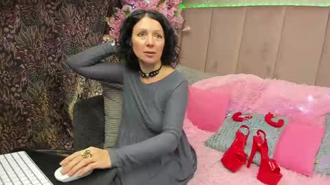 ValleriWind online show from January 7, 2025, 1:14 pm