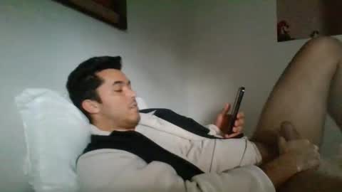 Snapshot of valleyboii69 chatting on March 10, 2026, 5:07 pm valleyboii69 online show from March 10, 2026, 5:07 pm