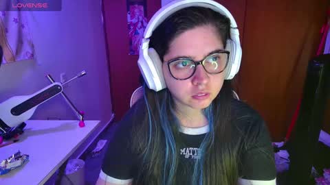 Im Violet online show from February 25, 2025, 11:11 pm