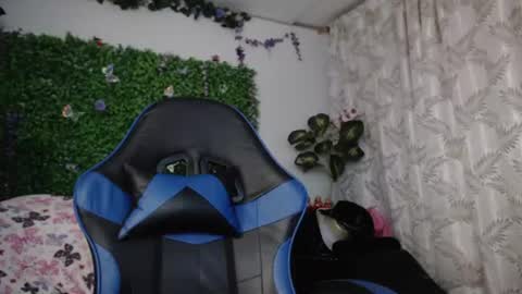 Snapshot of valquiria_sirgun chatting on June 24, 2026, 9:52 am valquiria_sirgun online show from June 24, 2026, 9:52 am