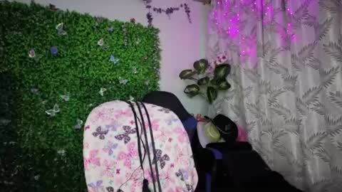 Snapshot of valquiria_sirgun chatting on July 19, 2026, 10:30 am valquiria_sirgun online show from July 19, 2026, 10:30 am