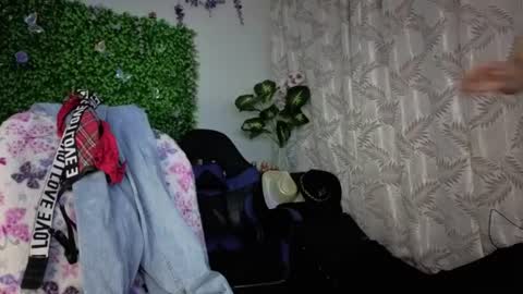 Snapshot of valquiria_sirgun chatting on July 22, 2026, 9:23 am valquiria_sirgun online show from July 22, 2026, 9:23 am