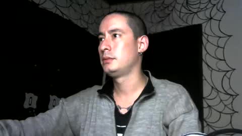 vampireathome online show from November 25, 2025, 3:17 am