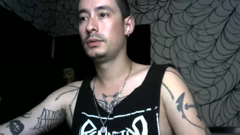 vampireathome online show from December 21, 2025, 6:42 am