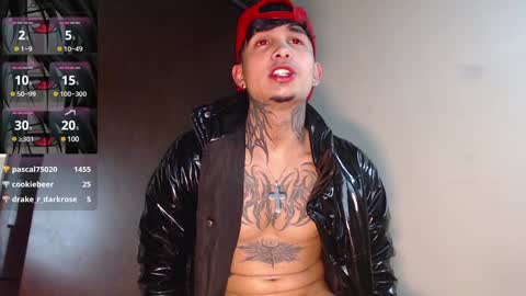 david guzman i model independenthelp me with a thumbs up online show from December 27, 2024, 3:09 am