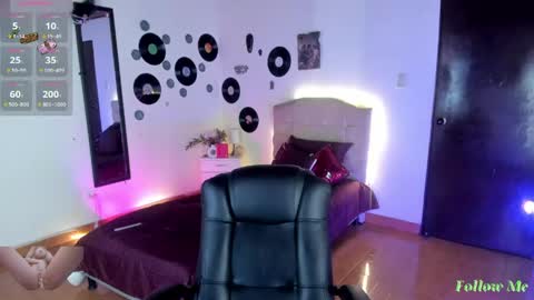 Valeria online show from April 16, 2026, 9:39 pm