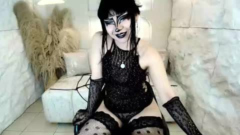 vampkitty_r online show from February 23, 2026, 12:57 pm