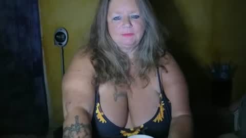vampwoman online show from July 13, 2026, 4:26 am