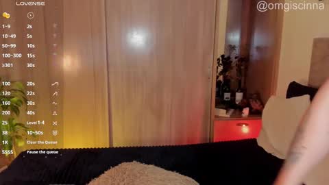 Cinnamon  online show from February 11, 2026, 10:15 pm