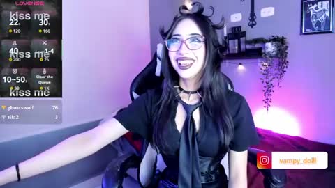 Snapshot of vampy_dolll chatting on June 11, 2026, 12:32 am vampy_dolll online show from June 11, 2026, 12:32 am
