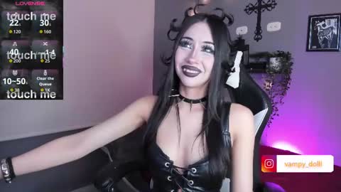 Snapshot of vampy_dolll chatting on July 14, 2026, 12:35 am vampy_dolll online show from July 14, 2026, 12:35 am