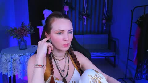 Vanda online show from February 7, 2025, 10:08 am