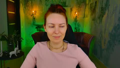 Vanda online show from February 21, 2025, 5:13 am