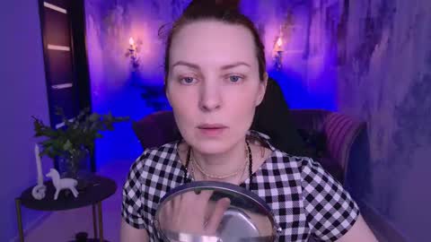 Vanda online show from March 2, 2025, 5:12 am