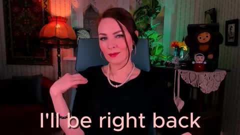 Vanda online show from November 24, 2025, 9:20 am