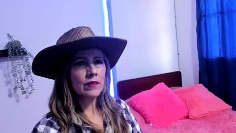 Snapshot of vanesa_mystic2 chatting on September 12, 2025, 2:17 pm Vanesa online show from September 12, 2025, 2:17 pm