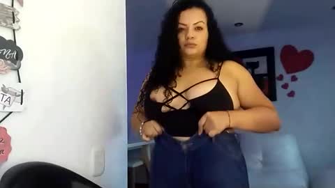 vanessa and samantha online show from April 16, 2026, 9:39 pm