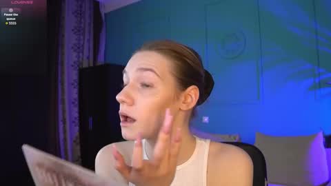 Vanessa online show from February 26, 2026, 3:55 pm