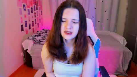 Snapshot of vanessa_brills chatting on February 15, 2025, 8:54 pm Vanessa online show from February 15, 2025, 8:54 pm