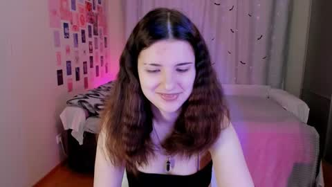 Snapshot of vanessa_brills chatting on February 18, 2025, 8:36 pm Vanessa online show from February 18, 2025, 8:36 pm