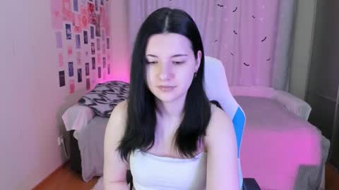 Snapshot of vanessa_brills chatting on February 24, 2025, 9:09 pm Vanessa online show from February 24, 2025, 9:09 pm