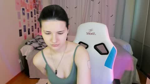 Snapshot of vanessa_brills chatting on March 9, 2025, 5:22 am Vanessa online show from March 9, 2025, 5:22 am