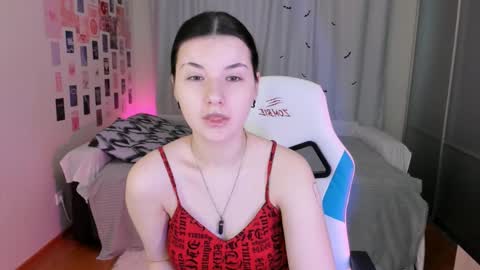 Snapshot of vanessa_brills chatting on March 10, 2025, 5:22 am Vanessa online show from March 10, 2025, 5:22 am