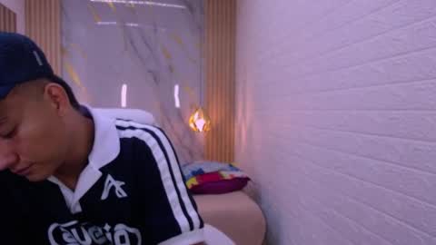 Snapshot of vanessa_f chatting on March 22, 2026, 7:17 pm vanessa online show from March 22, 2026, 7:17 pm