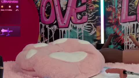 Snapshot of vanessa_love chatting on February 22, 2025, 5:13 pm Vanessa online show from February 22, 2025, 5:13 pm