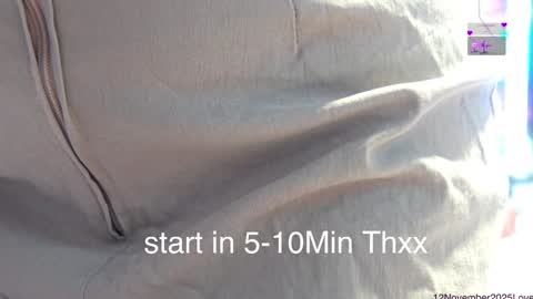 Snapshot of vanessa_love chatting on November 12, 2025, 3:34 pm Vanessa online show from November 12, 2025, 3:34 pm