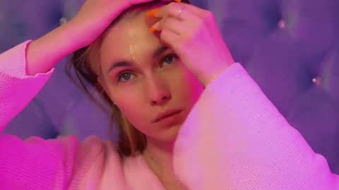 Vanessa online show from March 9, 2026, 6:56 pm