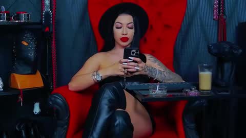 Miss Vanessa online show from March 6, 2025, 1:35 pm