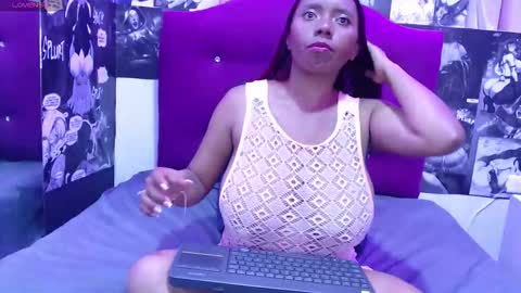 Snapshot of vanessarodriguez69 chatting on February 19, 2026, 1:01 am Vanessa online show from February 19, 2026, 1:01 am