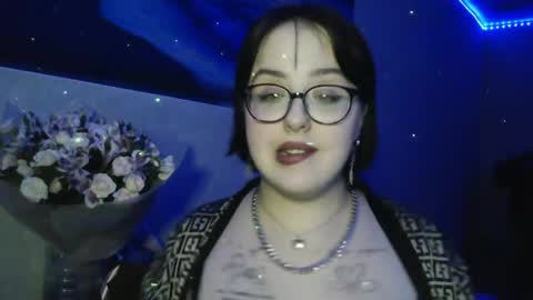 vanessashadow online show from May 27, 2026, 9:01 pm
