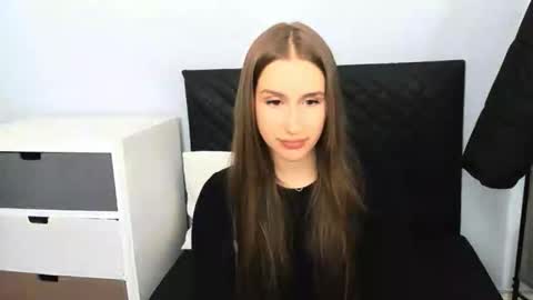 Snapshot of vanessatrue chatting on February 12, 2026, 6:14 pm VanessaTrue online show from February 12, 2026, 6:14 pm