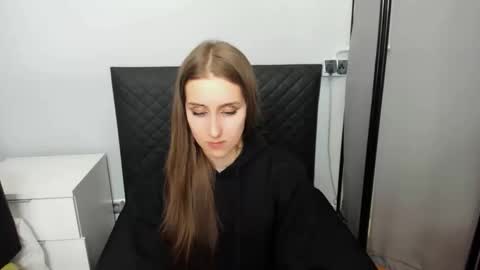 Snapshot of vanessatrue chatting on February 27, 2026, 9:59 pm VanessaTrue online show from February 27, 2026, 9:59 pm