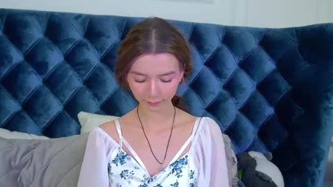 Snapshot of vanessavienne chatting on April 20, 2026, 4:21 pm VanessaVienne online show from April 20, 2026, 4:21 pm