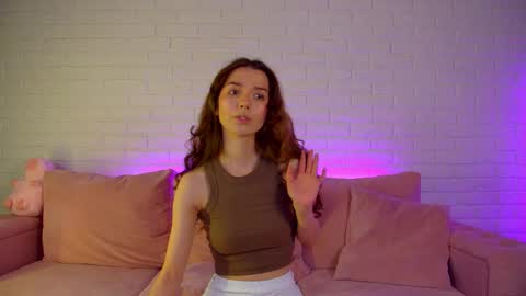 Snapshot of vanessavienne chatting on April 26, 2026, 4:26 pm VanessaVienne online show from April 26, 2026, 4:26 pm
